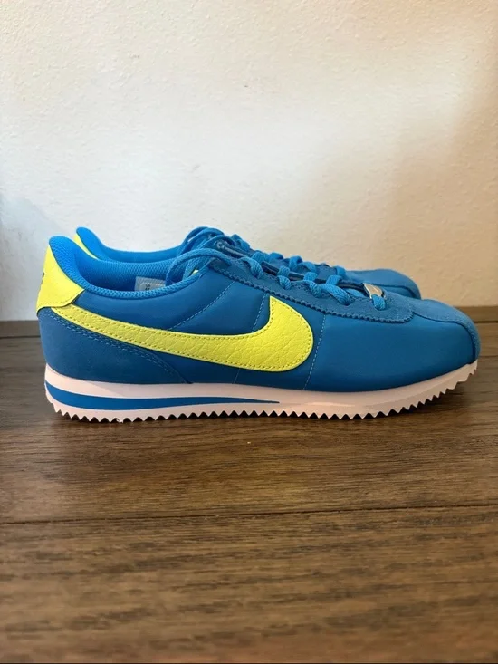 NIB [Nike] Cortez Retro Sneakers Shoes Photo Blue/Lemon Twist Youth 6/Womens 7.5 - Picture 8 of 13